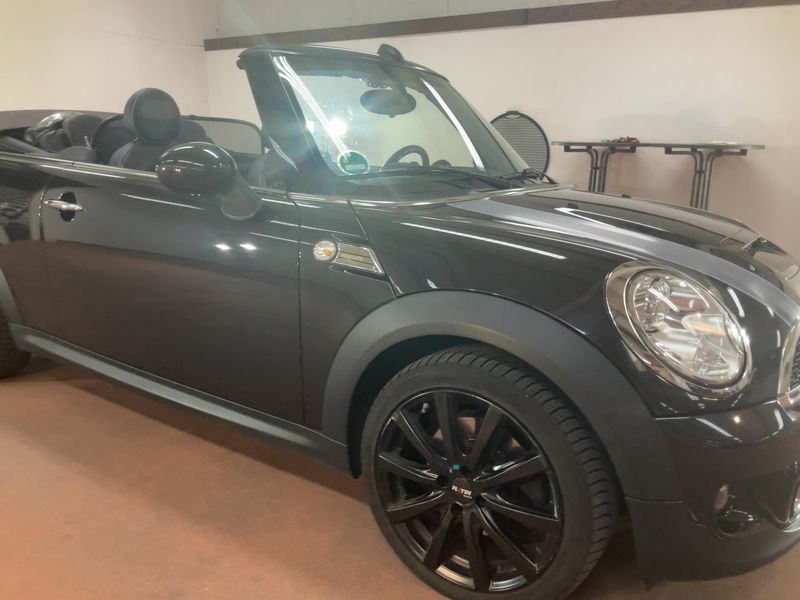 MINI Cabrio Cooper S Highgate — zdjęcie 8