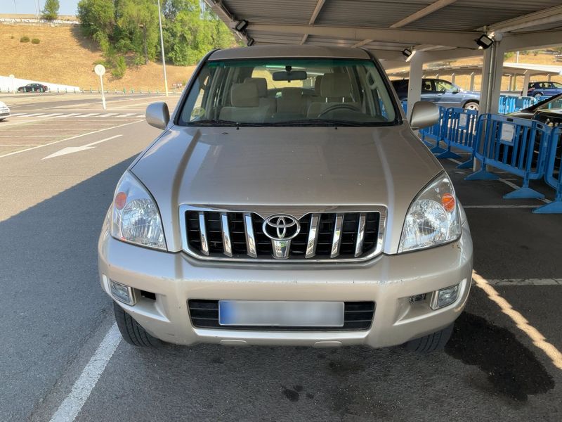 Toyota Land Cruiser 3.0 D-4D VX — zdjęcie 9