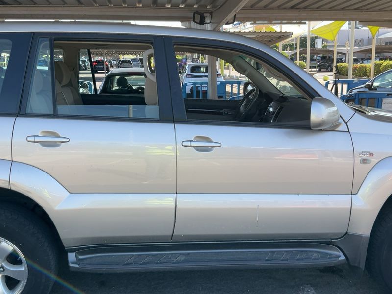 Toyota Land Cruiser 3.0 D-4D VX — zdjęcie 7