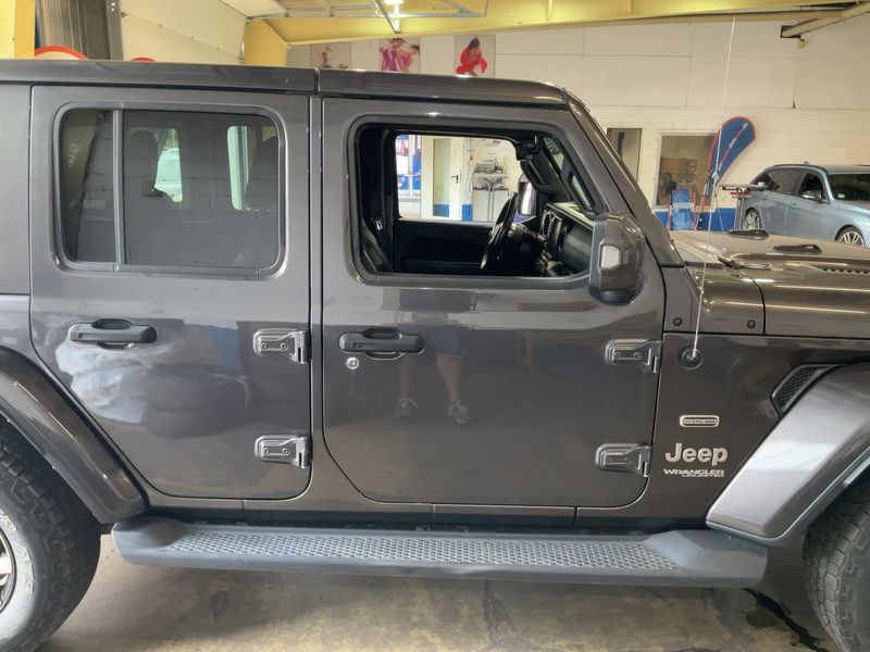 Jeep Wrangler Unlimited 2.2 CRDi Sahara — zdjęcie 7