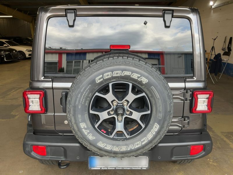 Jeep Wrangler Unlimited 2.2 CRDi Sahara — zdjęcie 5