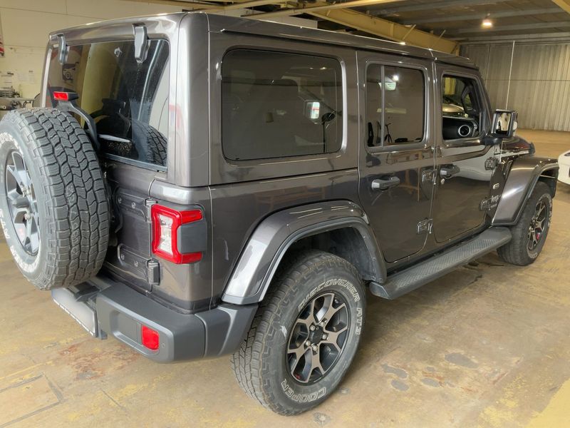 Jeep Wrangler Unlimited 2.2 CRDi Sahara — zdjęcie 6