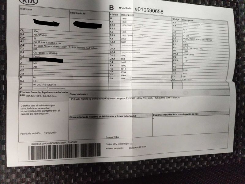 Kia cee'd 1.6 CRDi Mild-Hybrid Tech — zdjęcie 16