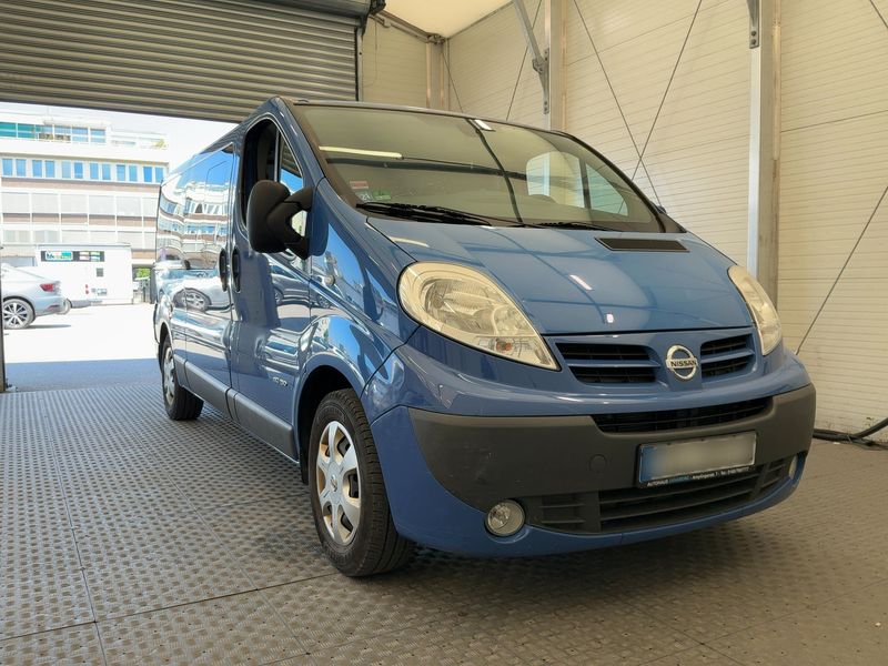 Nissan Primastar 2.5 dCi Avantour L1H1 2.9t — zdjęcie 8