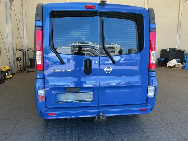 Nissan Primastar 2.5 dCi Avantour L1H1 2.9t — zdjęcie 5