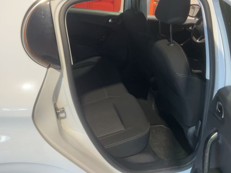 Peugeot 208 1.6 Blue-HDi Allure — zdjęcie 14