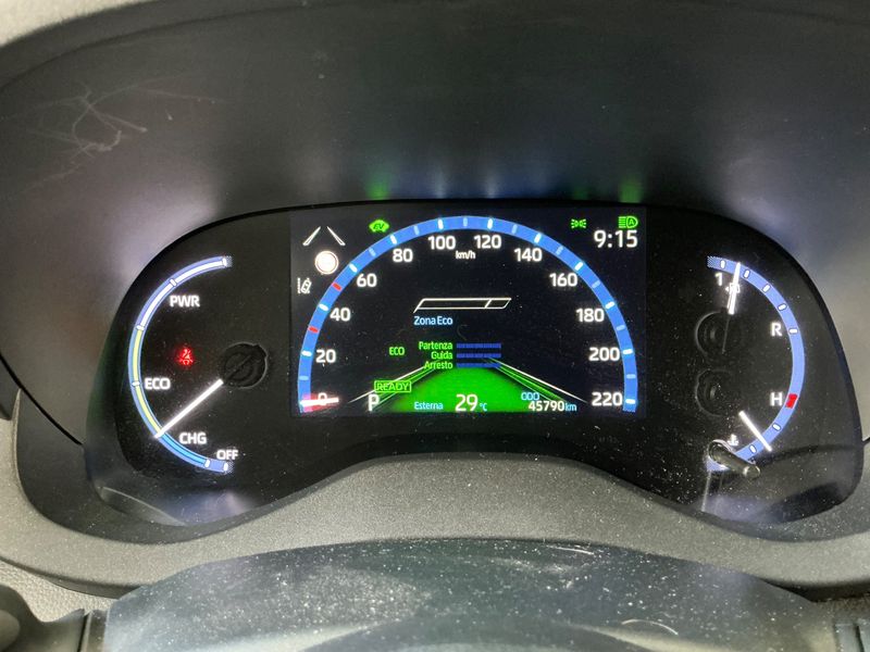 Toyota Yaris Cross 1.5 Hybrid 2WD Trend — zdjęcie 13