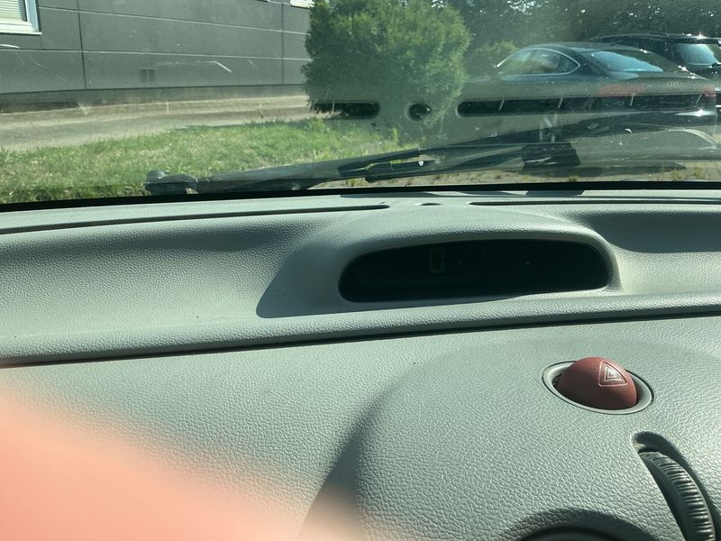 Renault Twingo 1.2 Liberty — zdjęcie 4