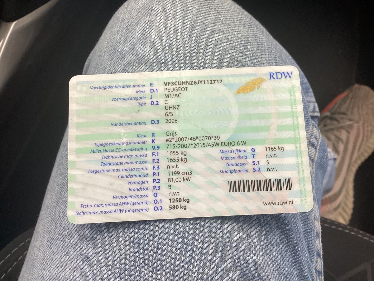 Peugeot 2008 1.2 PureTech Active