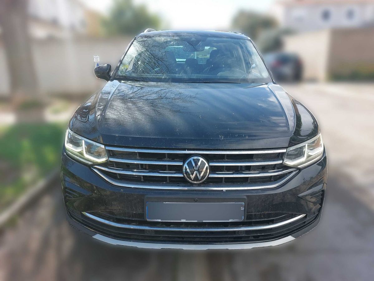 Volkswagen Tiguan 2022 — photo 8
