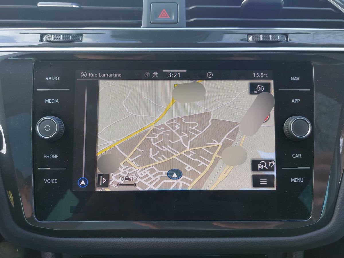 Volkswagen Tiguan 2022 — photo 14