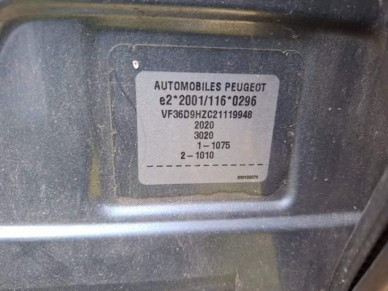 Peugeot 407 1.6 HDi Executive — zdjęcie 15