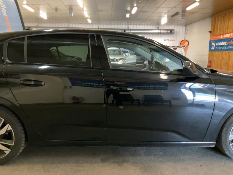 Peugeot 308 1.2 PureTech Allure — zdjęcie 7