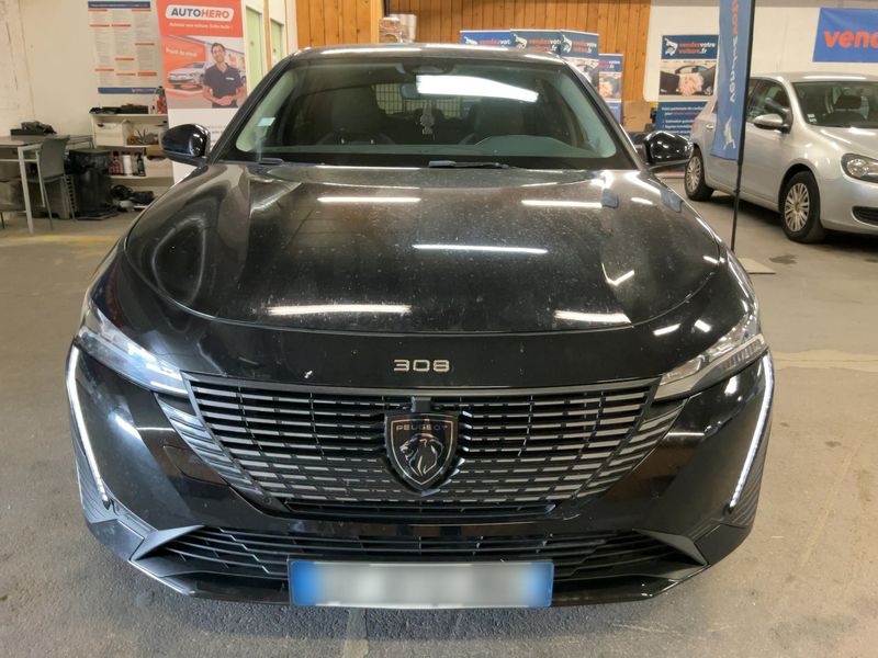Peugeot 308 1.2 PureTech Allure — zdjęcie 9