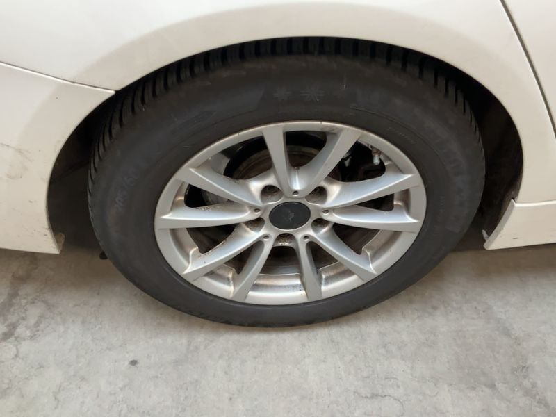 BMW 3er 320d xDrive Advantage 2017 – снимка 9