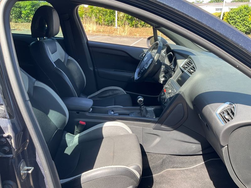 Citroen DS4 2.0 HDi SoChic — zdjęcie 3