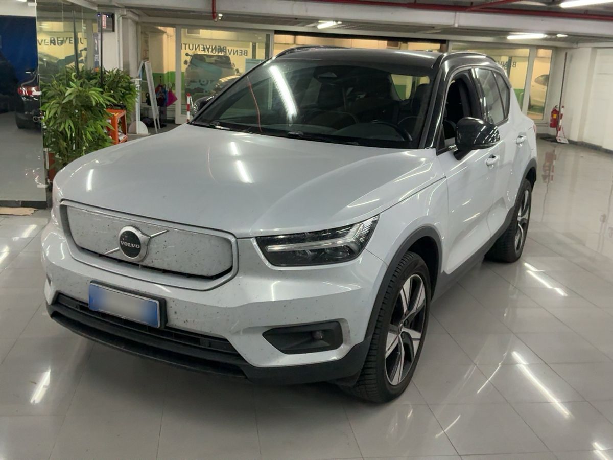 Volvo XC40 2021
