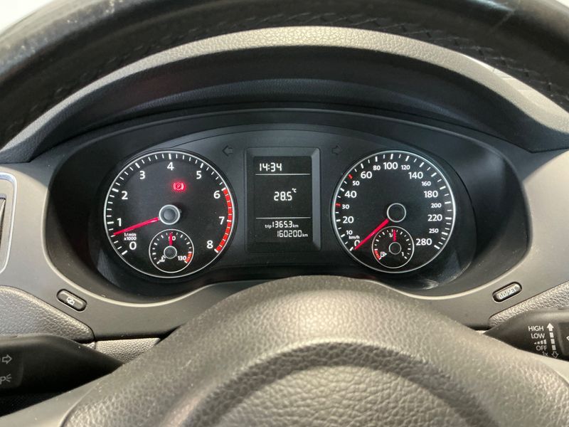 Volkswagen Jetta 1.2 TSI Comfortline — zdjęcie 4
