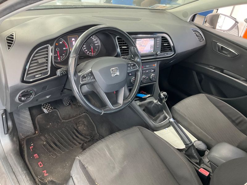 Seat Leon 1.6 TDI Style 2014 – снимка 31