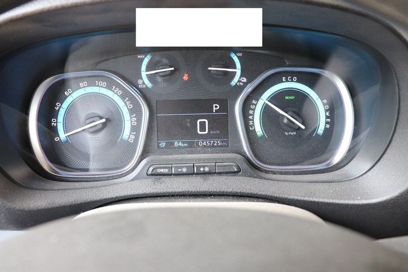 Fiat Scudo electric drive 100 kW L2 — zdjęcie 12