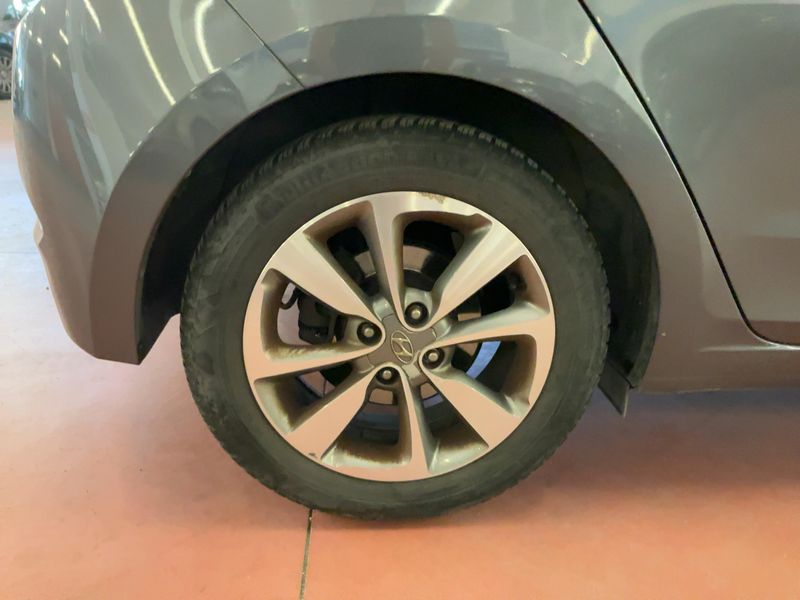 Hyundai i20 1.1 CRDi Comfort 2016 – снимка 9