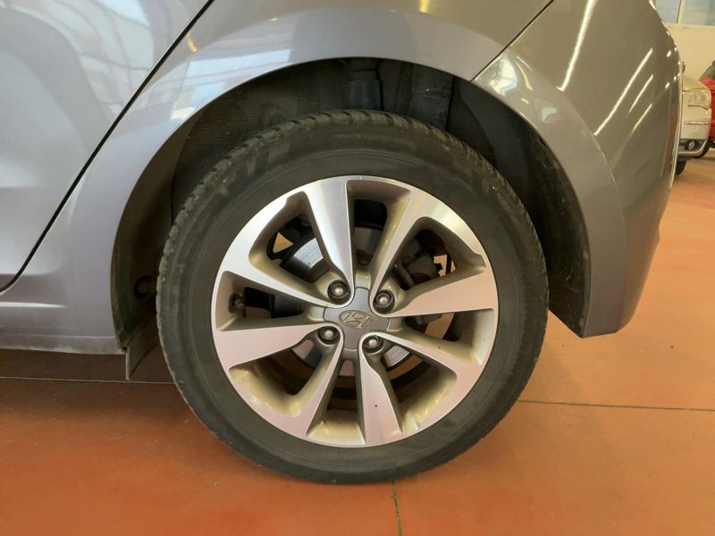 Hyundai i20 1.1 CRDi Comfort 2016 – снимка 5