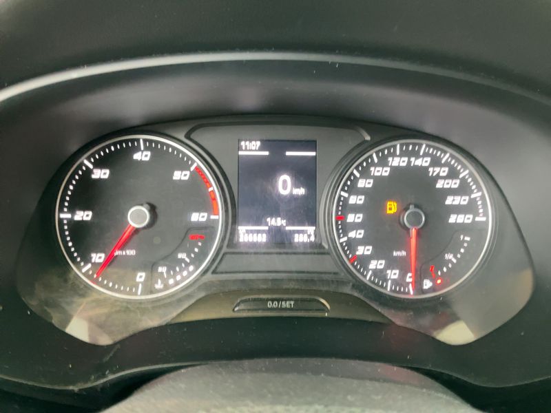 Seat Leon 1.6 TDI Style — zdjęcie 13