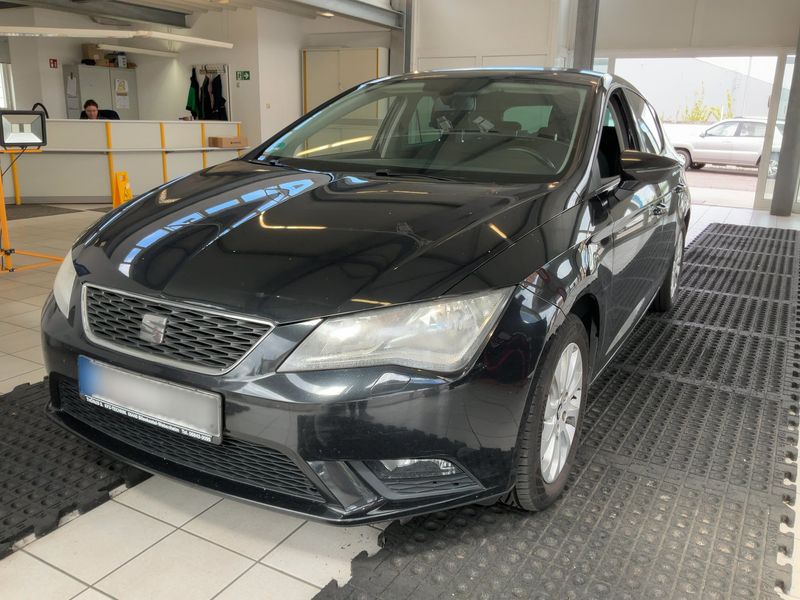 Seat Leon 1.6 TDI Style — zdjęcie 1