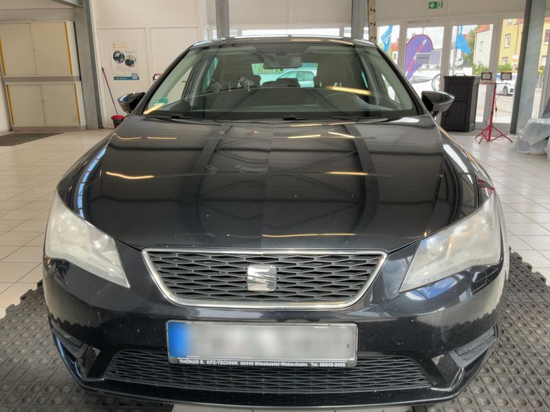 Seat Leon 1.6 TDI Style — zdjęcie 9
