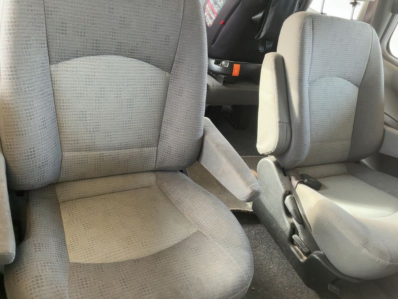 Hyundai H1 2.5 CRDi Starex — zdjęcie 14