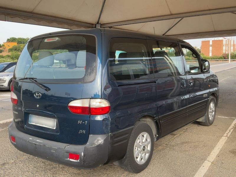 Hyundai H1 2.5 CRDi Starex — zdjęcie 6