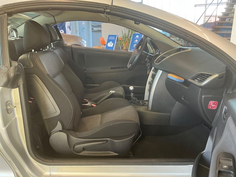 Peugeot 207 1.6 Premium — zdjęcie 3