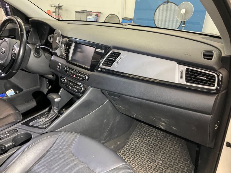 Kia Niro 1.6 Plug-in Hybrid Spirit 2018 – снимка 23