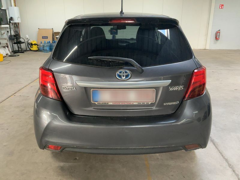 Toyota Yaris 1.5 Hybrid Attitude 2015 – снимка 7