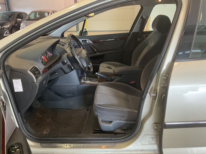 Peugeot 407 2.2 Platinum — zdjęcie 3