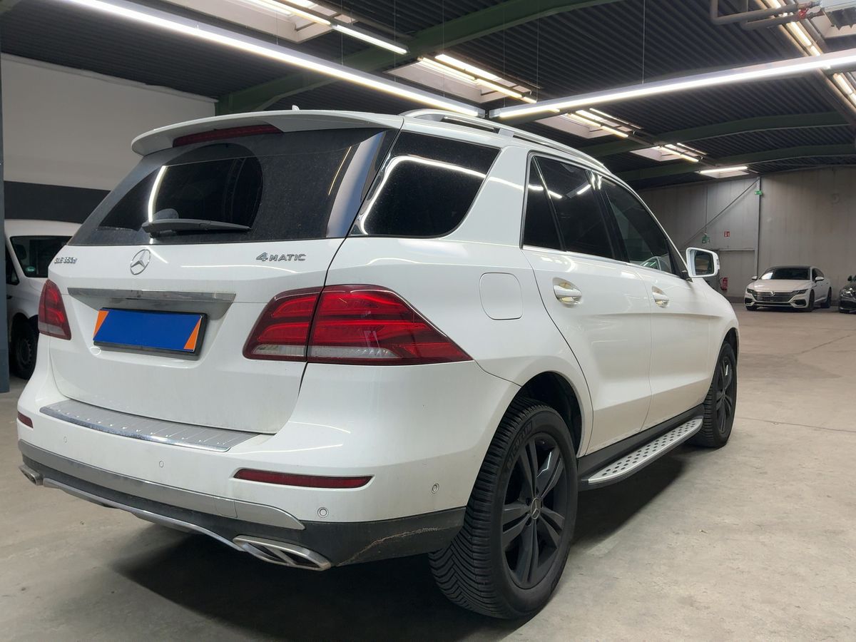 Mercedes-Benz GLE-Klasse 2017 — photo 9