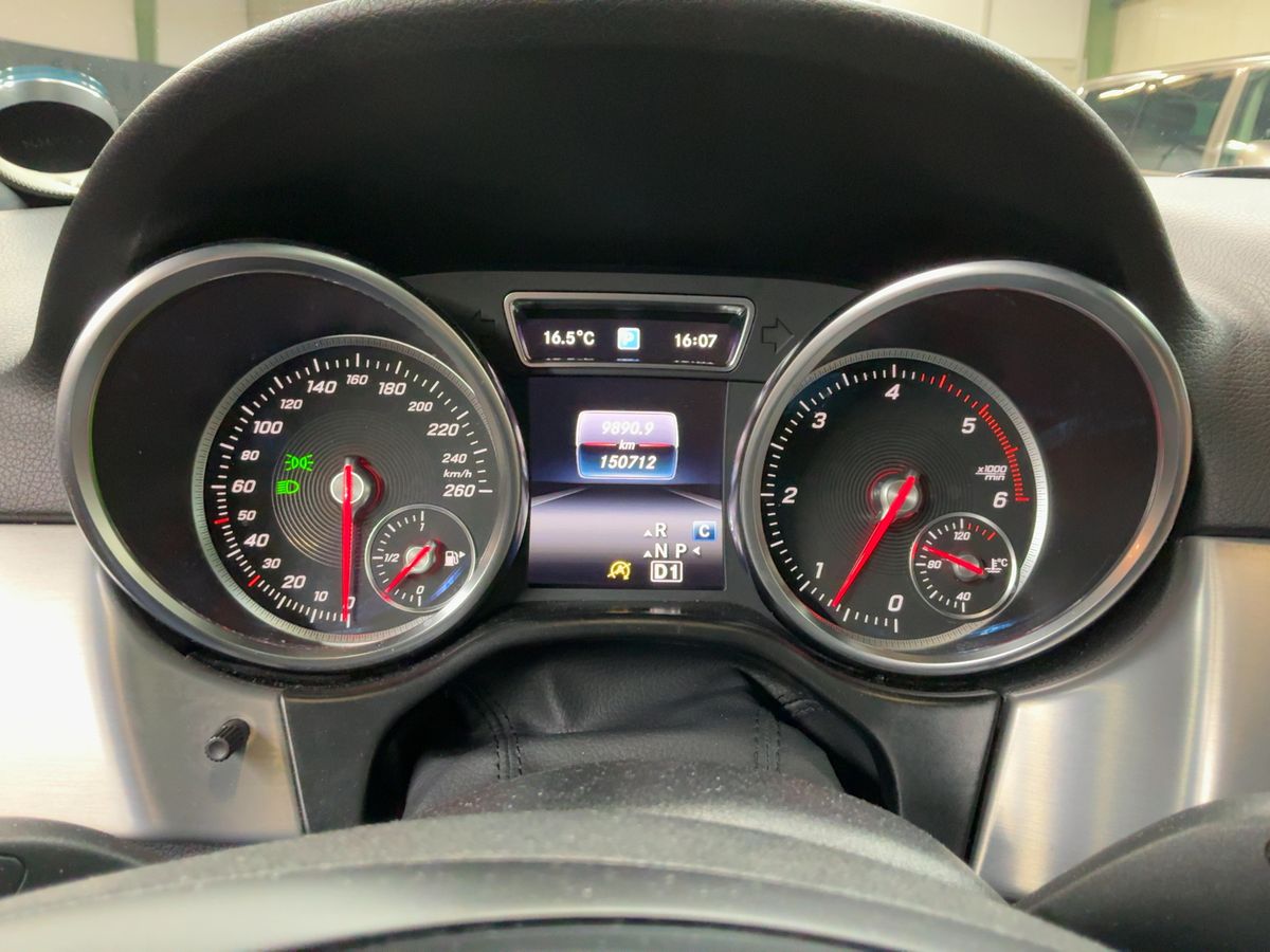 Mercedes-Benz GLE-Klasse 2017 — photo 20