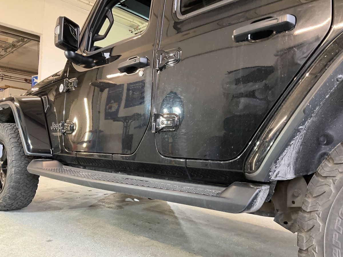 Jeep Wrangler 2020 — photo 25