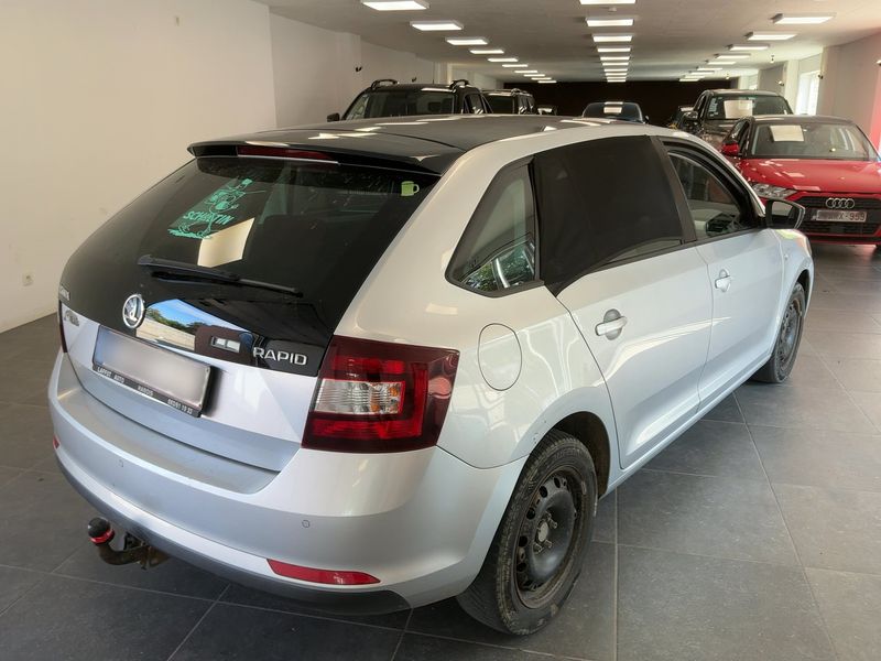 Skoda Rapid Spaceback 1.6 TDI Elegance 2014 – снимка 8