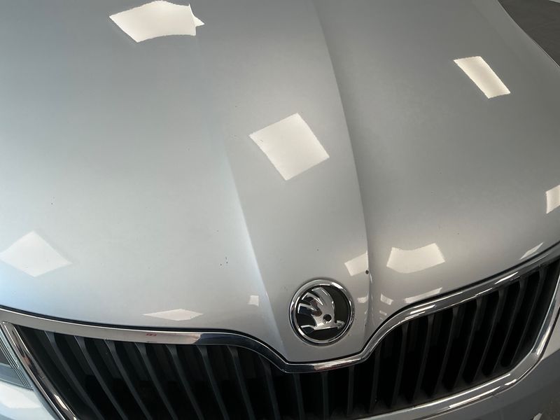 Skoda Rapid Spaceback 1.6 TDI Elegance 2014 – снимка 33
