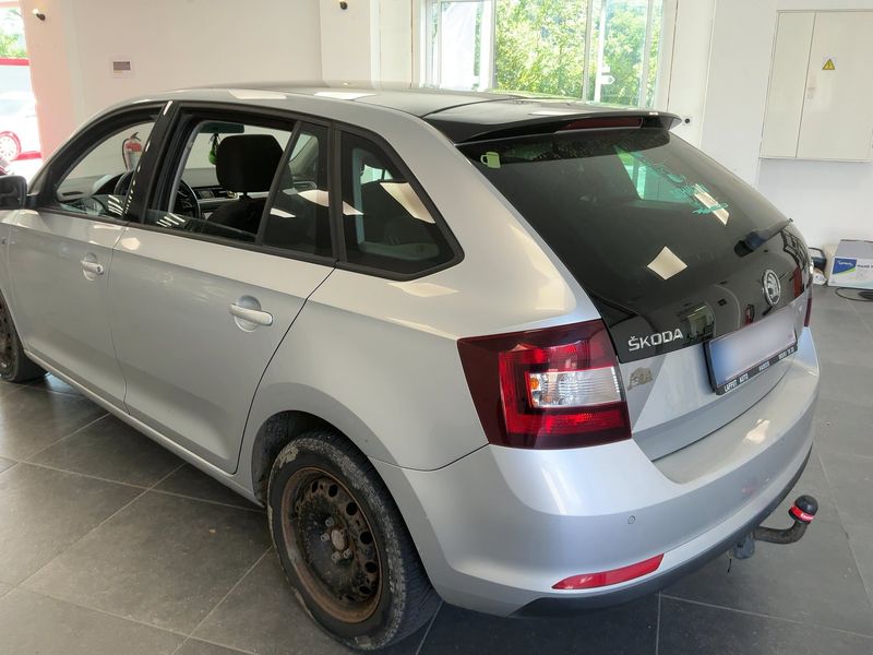 Skoda Rapid Spaceback 1.6 TDI Elegance 2014 – снимка 6