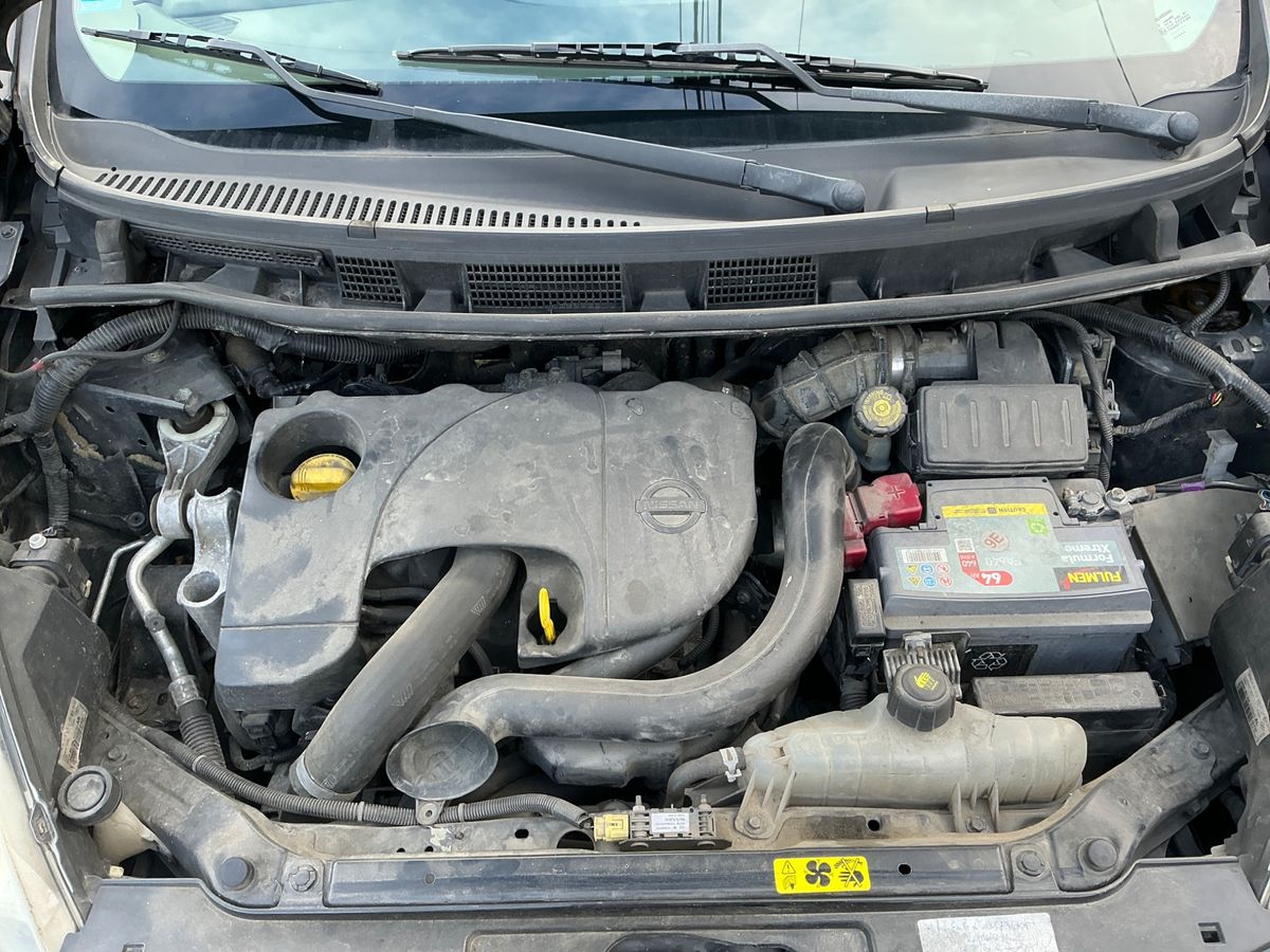 Nissan Note 2010 — photo 11