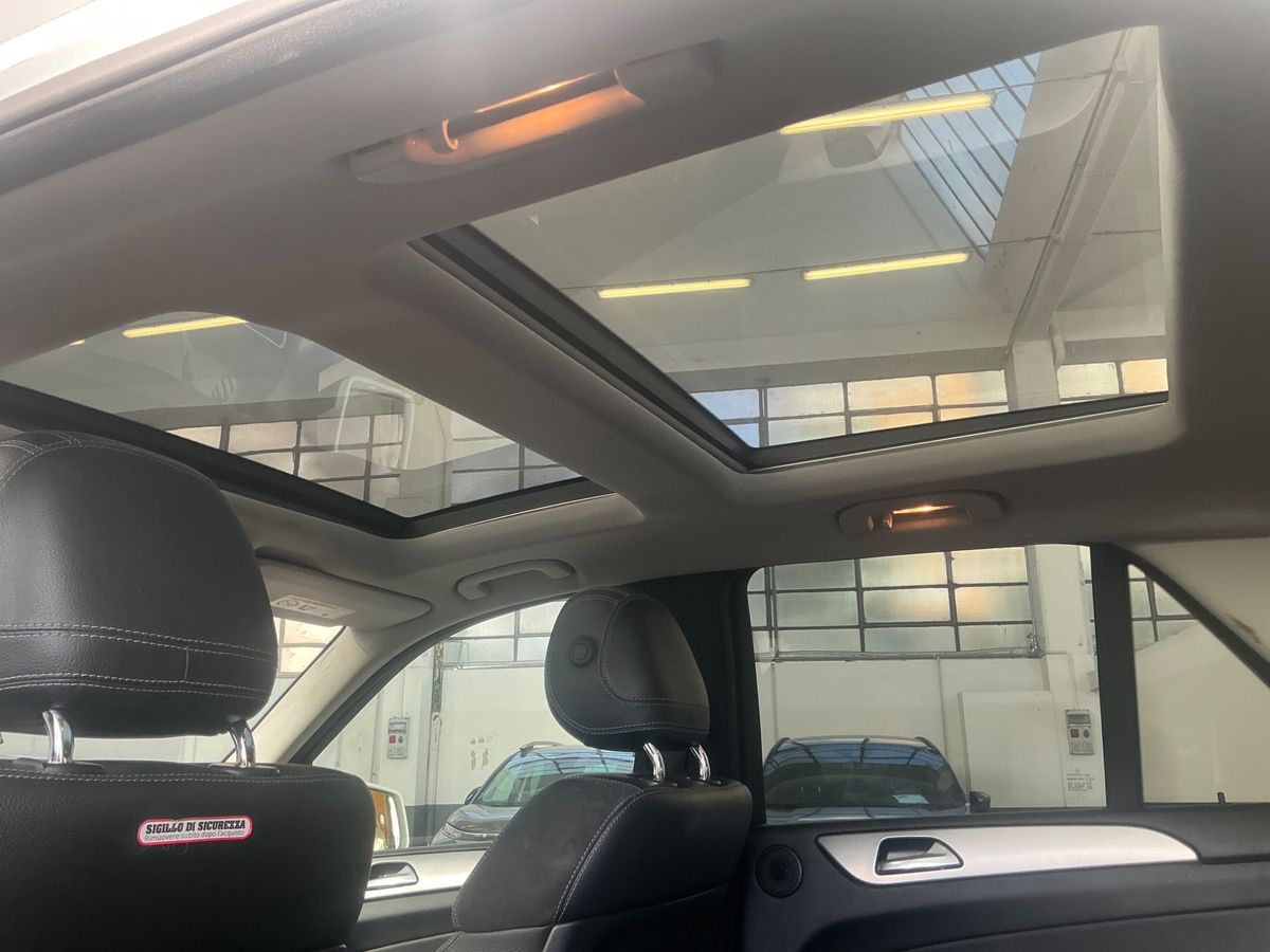 Mercedes-Benz M-Klasse 2014 — photo 25