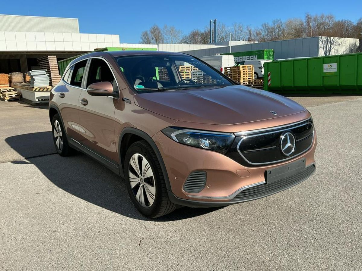 Mercedes-Benz EQA 2022 — photo 7