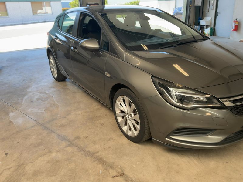 Opel Astra 1.4 SIDI Turbo Business Start/Stop — zdjęcie 8