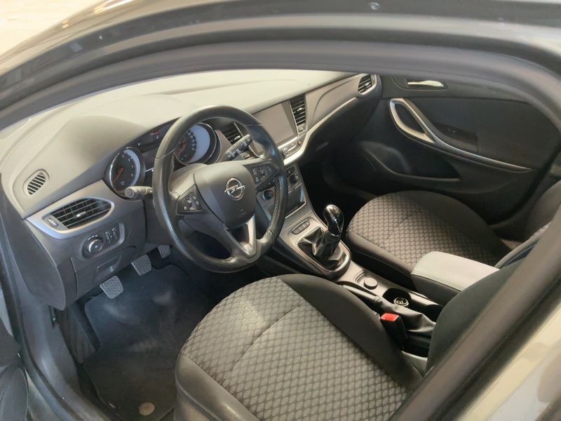 Opel Astra 1.4 SIDI Turbo Business Start/Stop — zdjęcie 12
