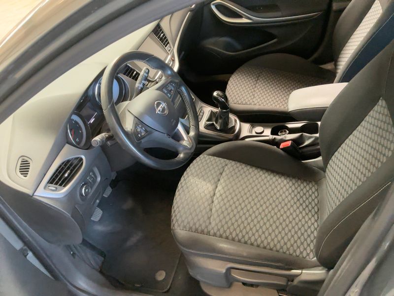 Opel Astra 1.4 SIDI Turbo Business Start/Stop — zdjęcie 11