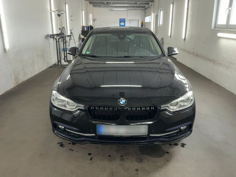 BMW 3er 335d xDrive Sport Line — zdjęcie 9