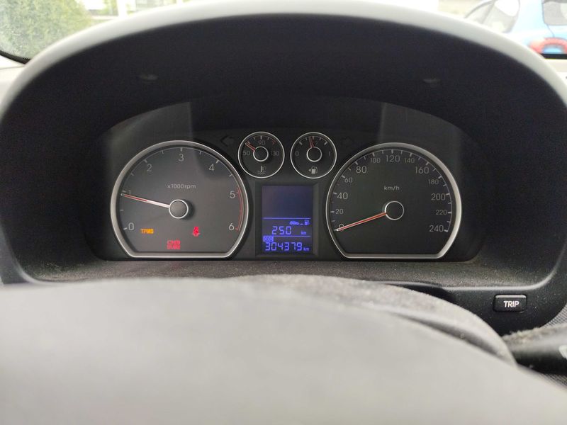 Hyundai i30 1.6 CRDi Classic 2008 – снимка 12
