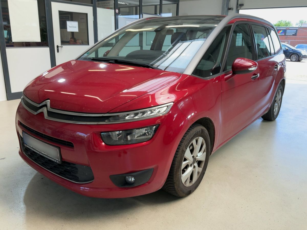 Citroen C4 2015 — photo 1
